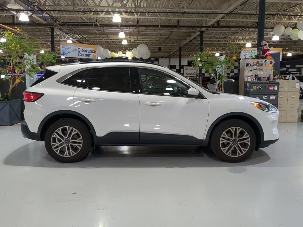 Used 2022 Ford Escape SEL AWD/4WD image 7
