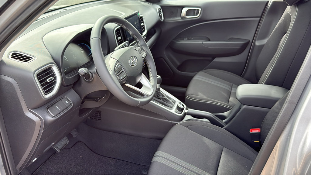 New 2026 Hyundai Venue SEL FWD image 26