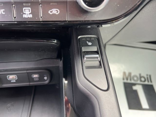 Certified 2025 Kia Telluride S image 25