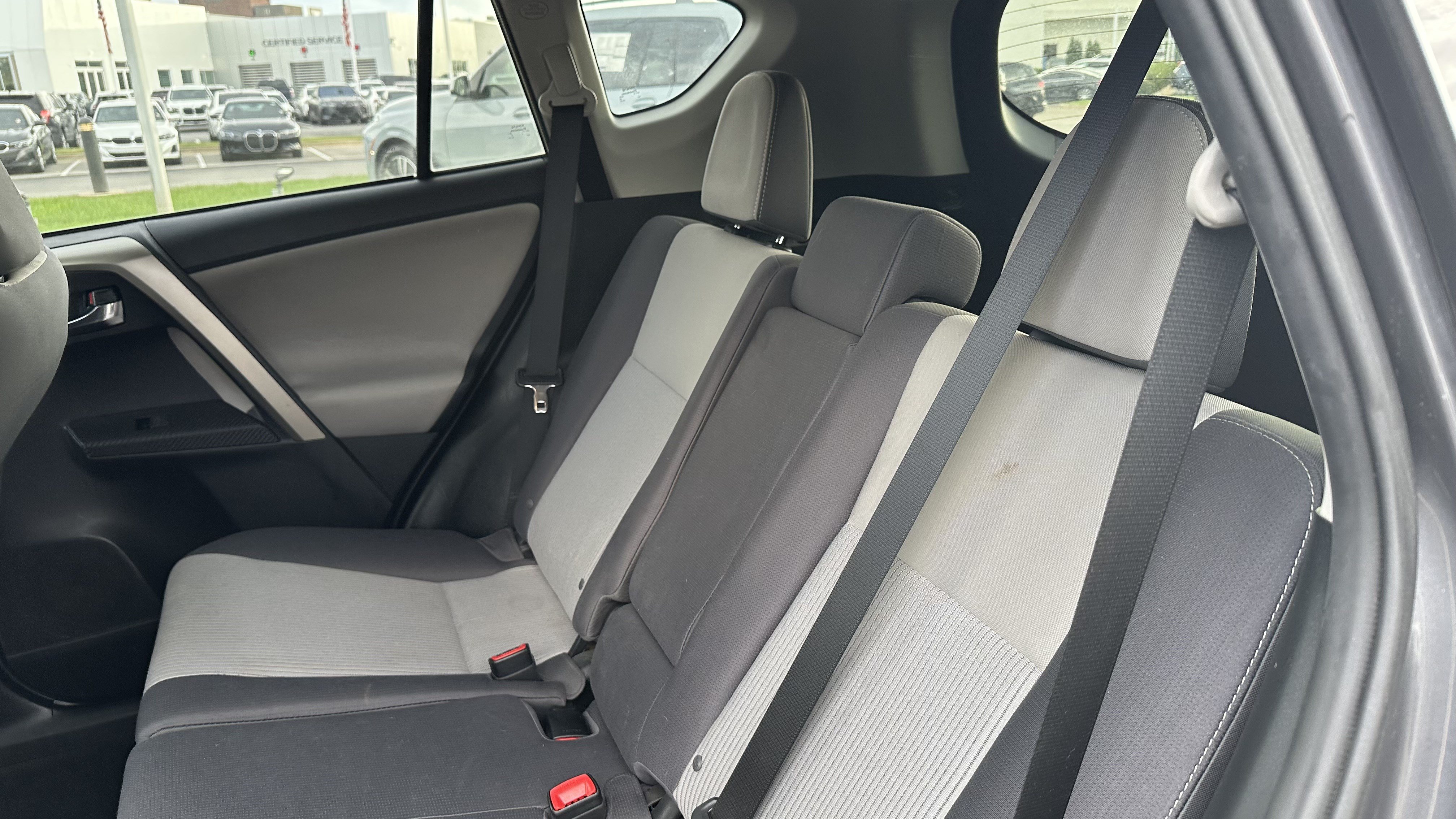 Used 2014 Toyota RAV4 XLE AWD/4WD image 31