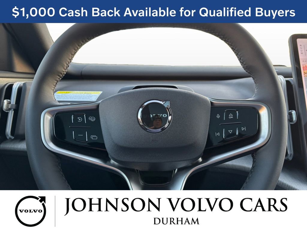 New 2025 Volvo EX30 Ultra w/ Protection Package Premier image 16