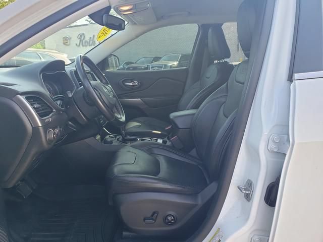 Used 2020 Jeep Cherokee Limited AWD/4WD image 10
