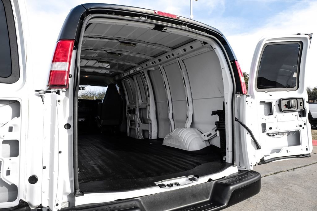 Used 2022 Chevrolet Express 2500 Extended w/ Driver Convenience Package image 46