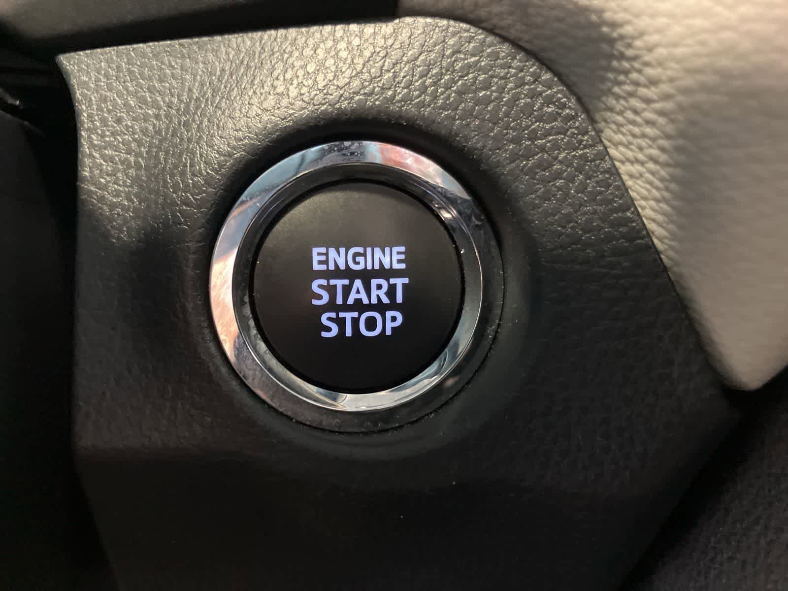 Used 2023 Toyota RAV4 XLE FWD image 16