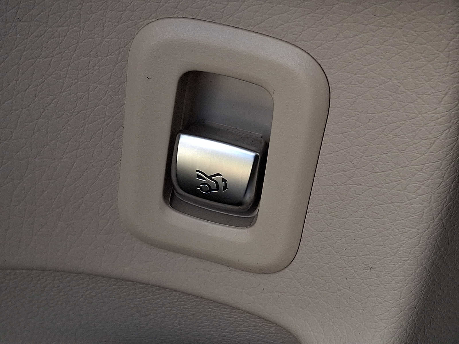 Used 2021 Mercedes-Benz GLC 300 4MATIC image 23