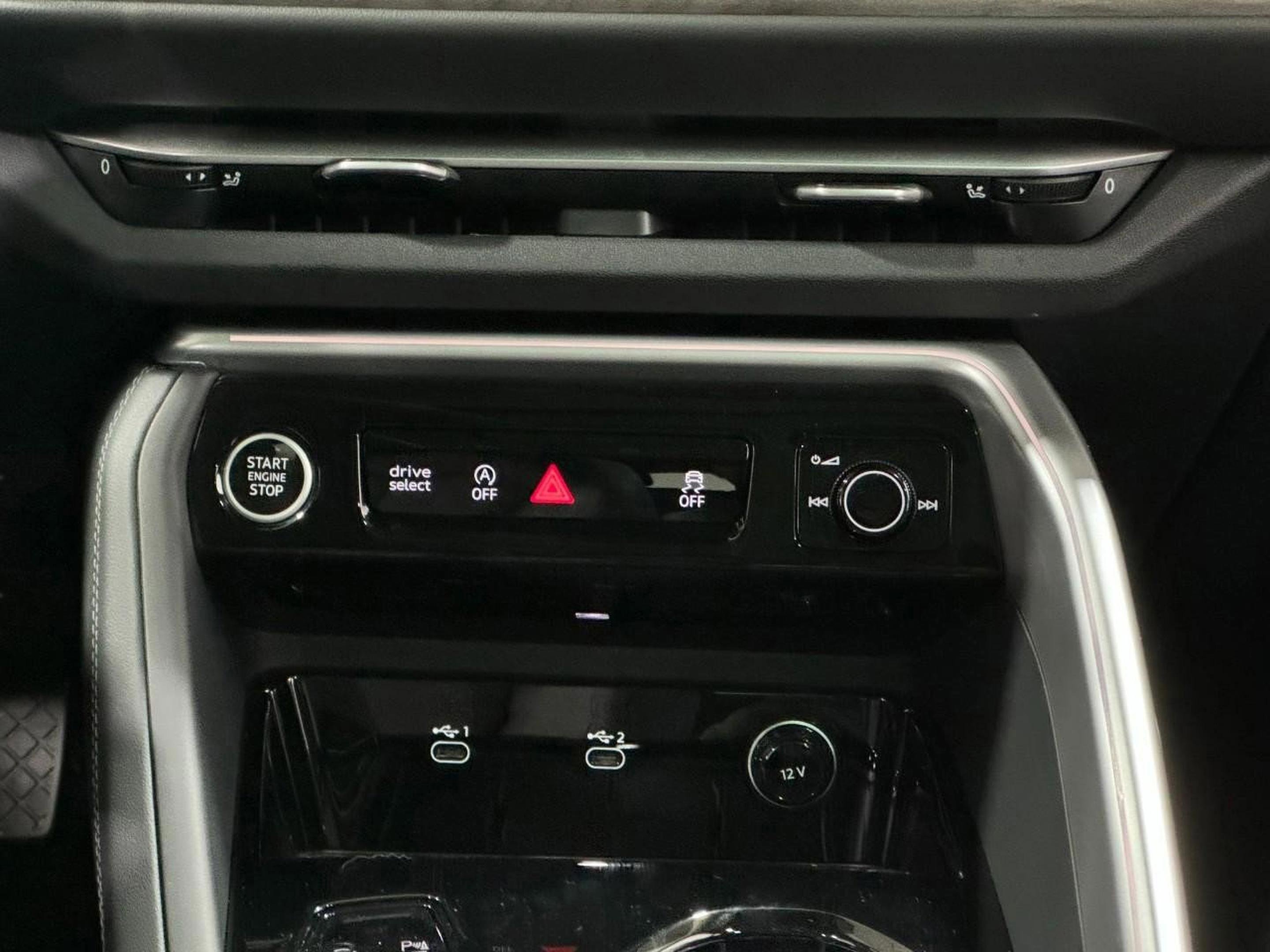 New 2025 Audi Q5 Premium image 15