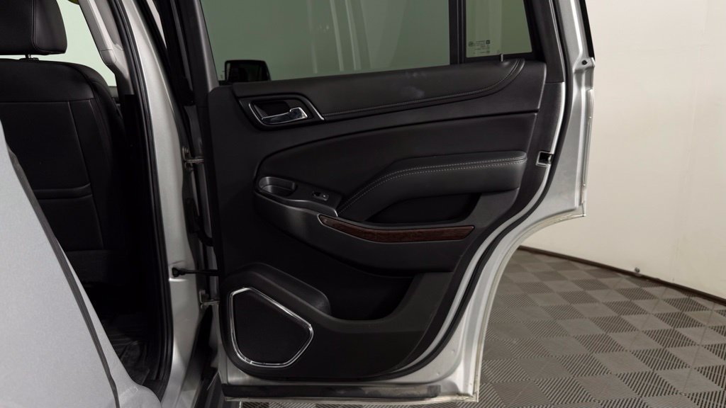 Used 2020 GMC Yukon SLT AWD/4WD image 32
