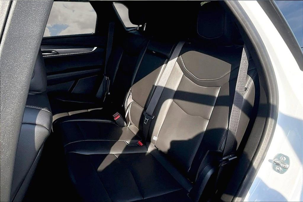 Certified 2025 Cadillac XT5 Luxury image 22