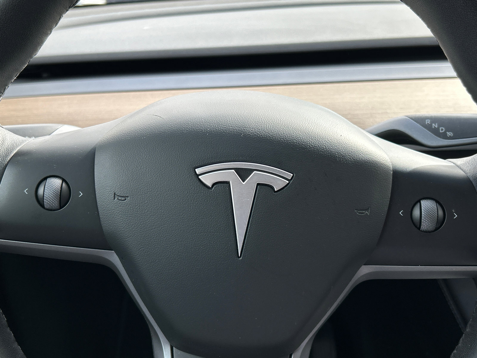 Used 2023 Tesla Model Y Long Range image 12