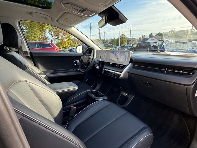 Used 2024 Hyundai Ioniq 5 Limited image 17