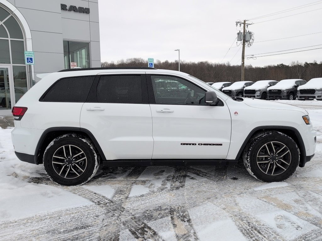 Used 2021 Jeep Grand Cherokee Trailhawk w/ Trailhawk Luxury Group image 8