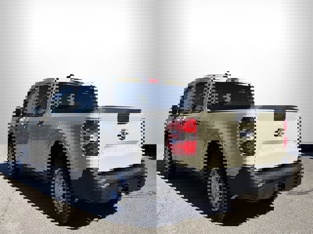 New 2025 Ford Maverick XL w/ 4K Tow Package image 22