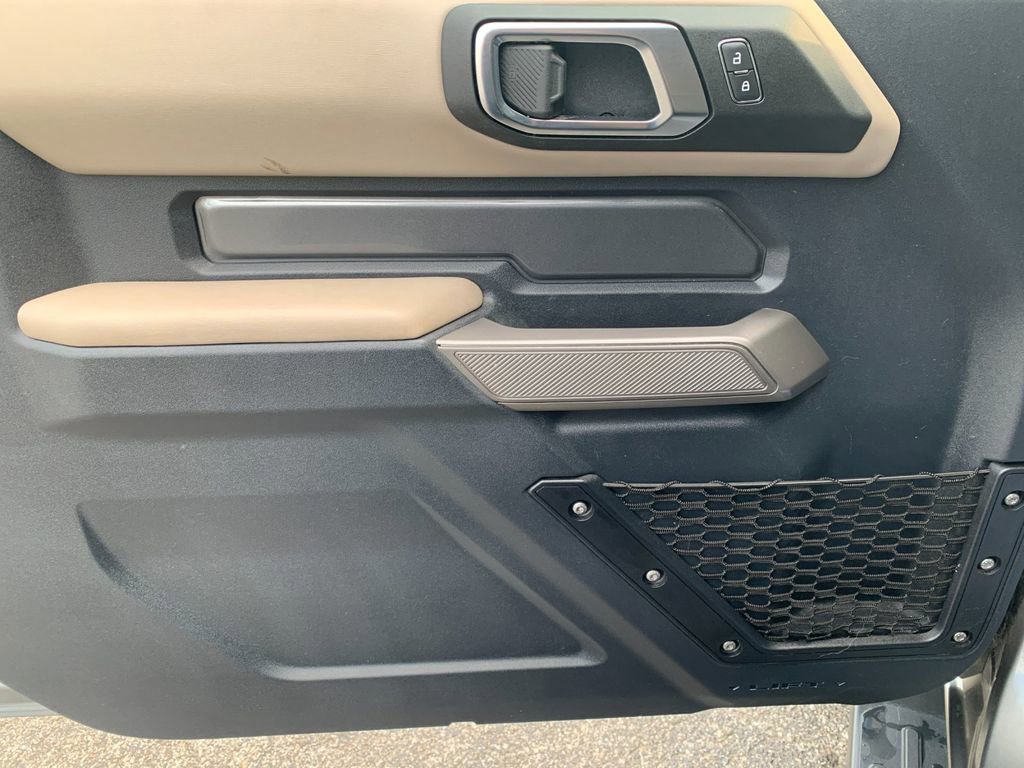 Used 2022 Ford Bronco Wildtrak image 12