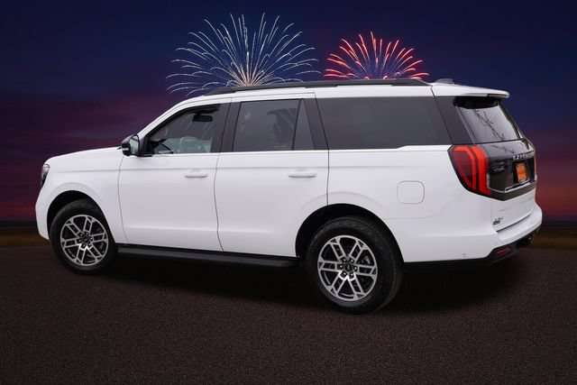 Used 2025 Ford Expedition Active AWD/4WD image 8