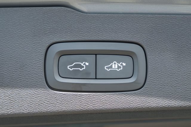 Certified 2024 Volvo V60 T8 Polestar AWD/4WD image 12