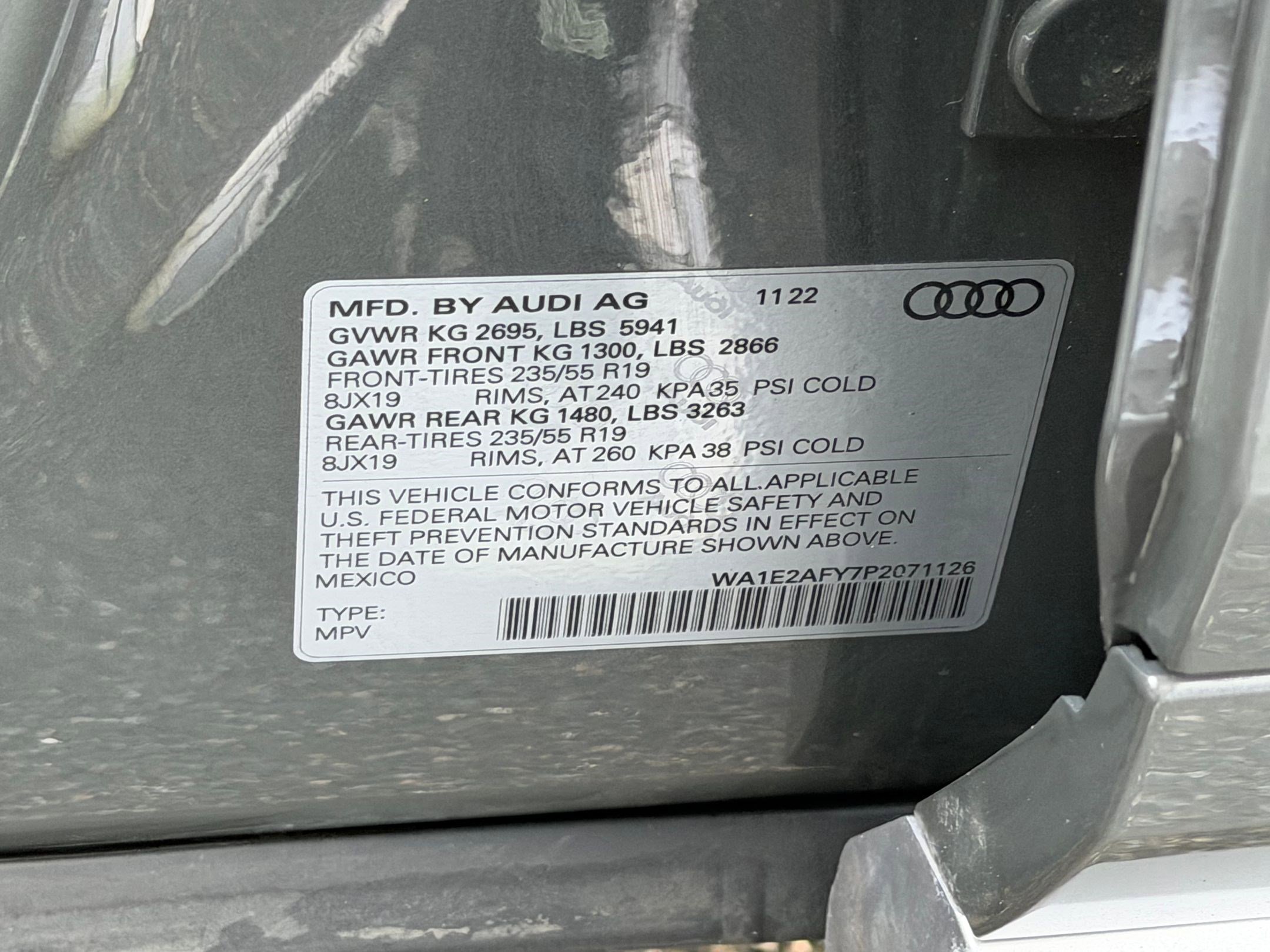 Used 2023 Audi Q5 e Premium Plus w/ Premium Plus Package image 17