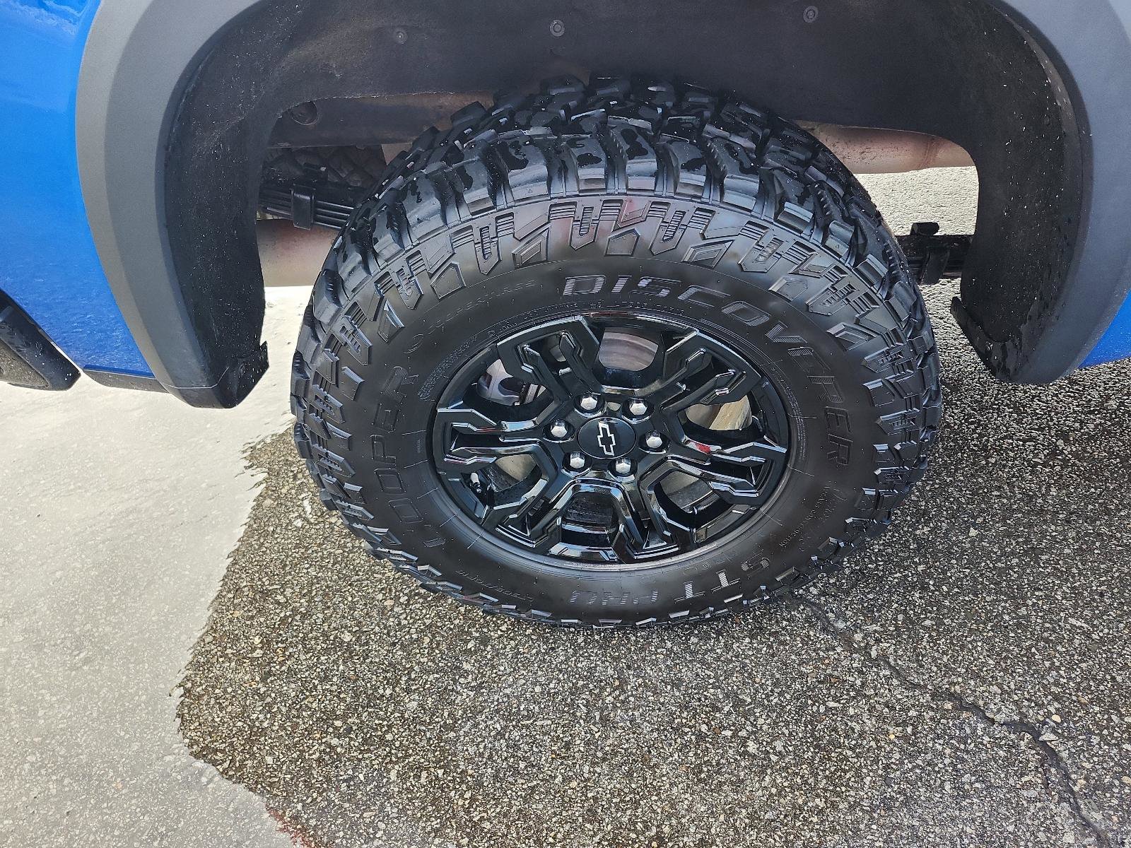 Used 2023 Chevrolet Silverado 1500 ZR2 w/ Technology Package image 6