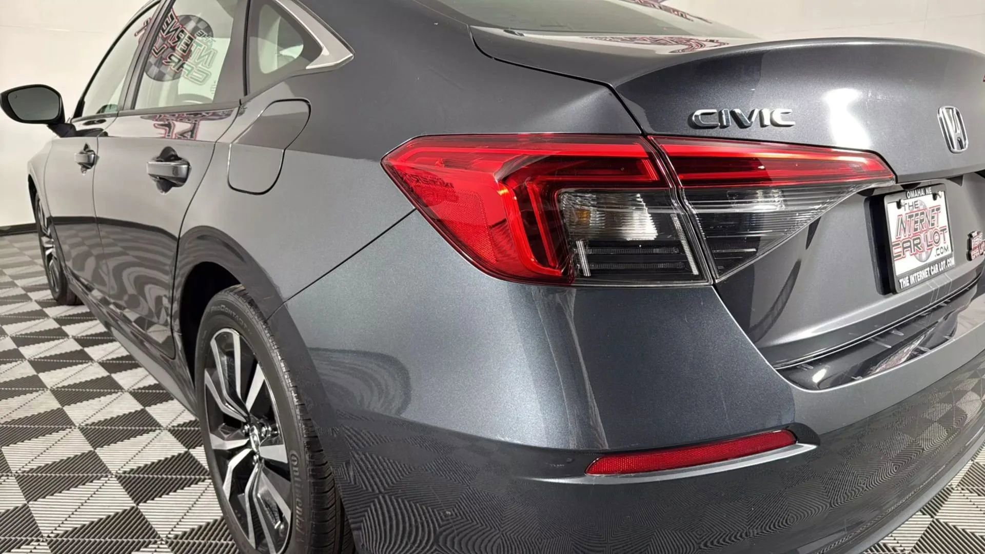 Used 2024 Honda Civic EX image 25