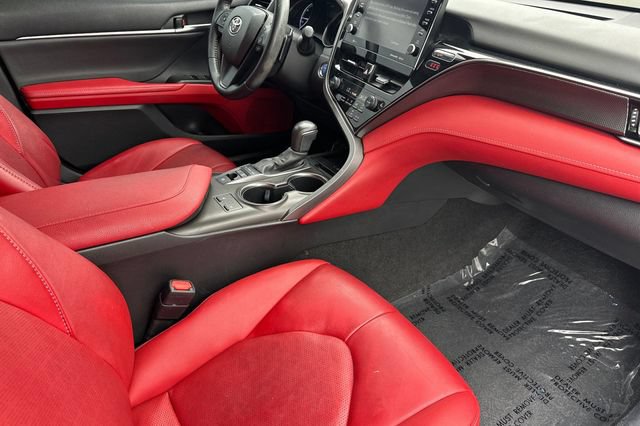 Used 2022 Toyota Camry XSE FWD image 17