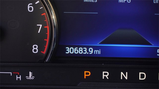 Used 2023 Ford Explorer ST-Line w/ Class IV Trailer Tow Package image 35