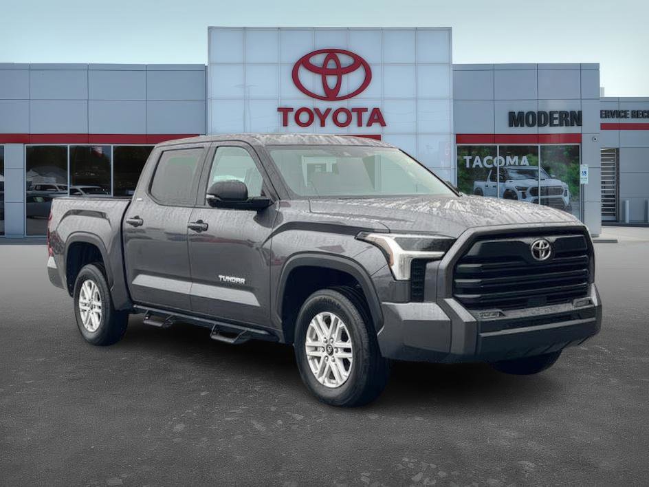 New 2025 Toyota Tundra SR5