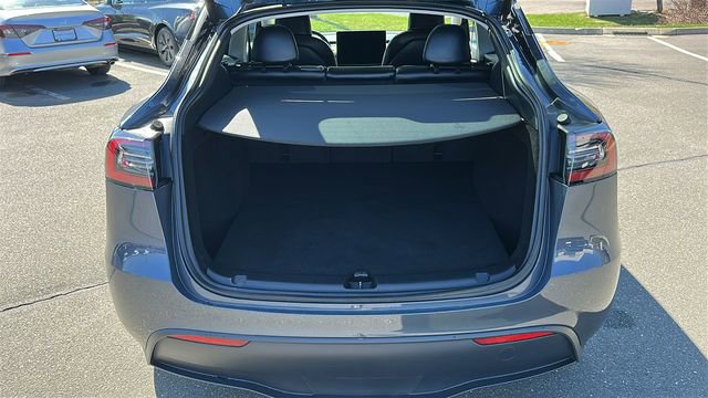 Used 2023 Tesla Model Y Long Range image 24