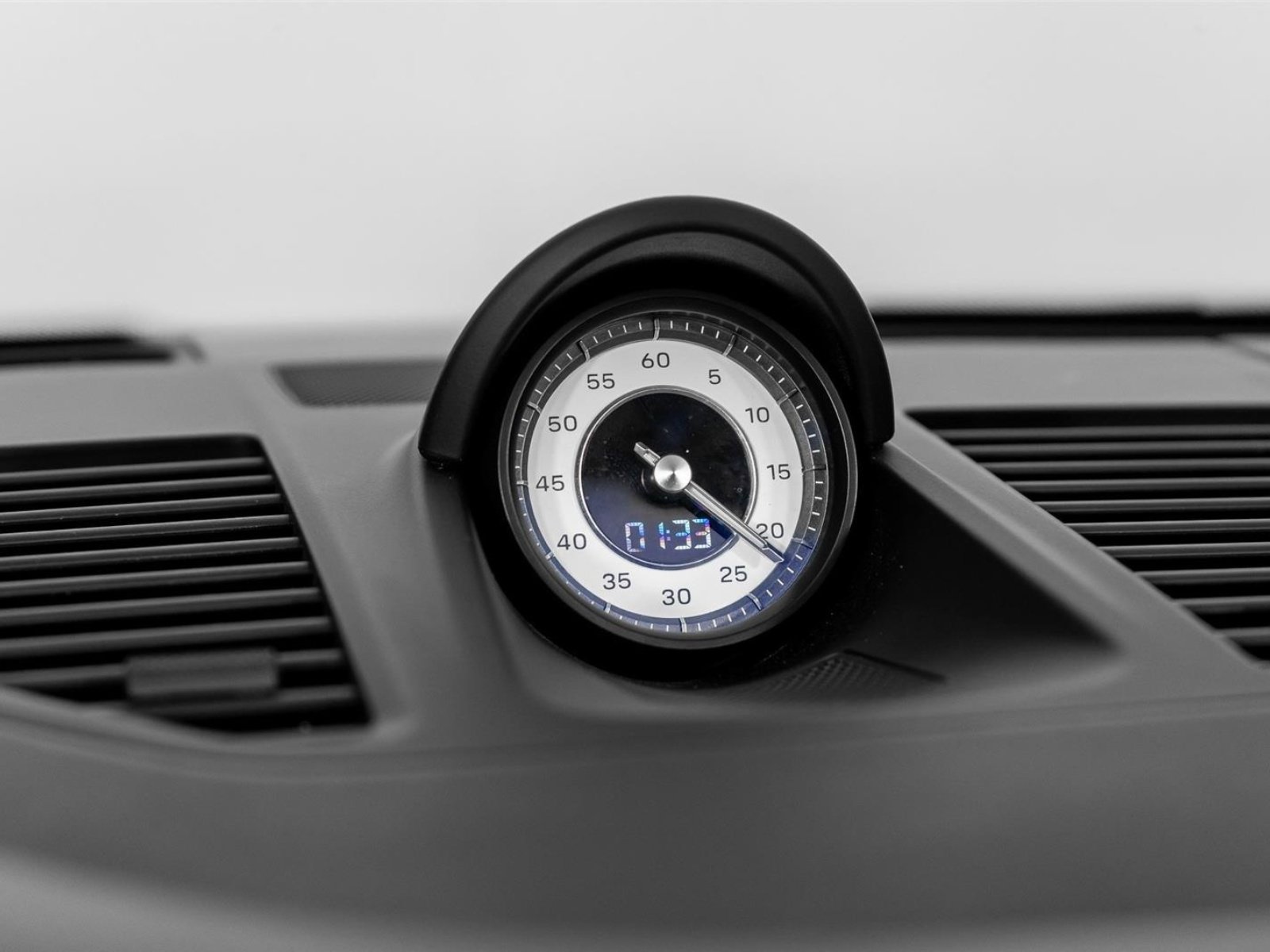 Used 2023 Porsche 911 Turbo S image 39