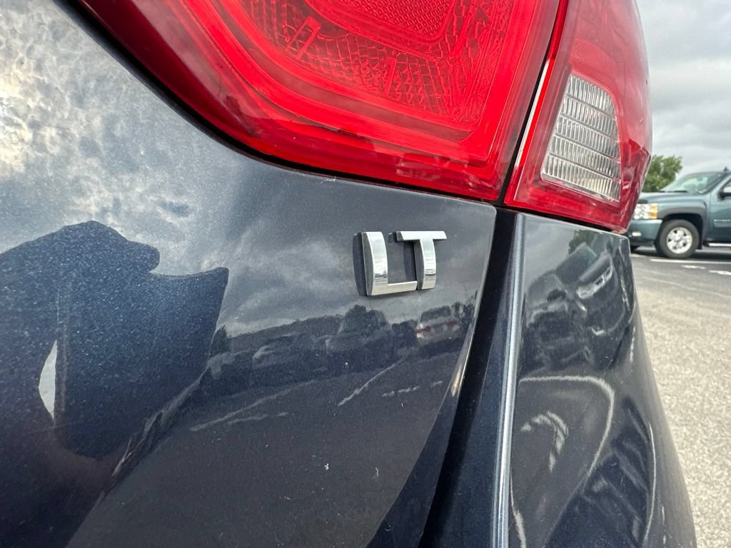 Used 2015 Chevrolet Impala LT FWD image 10