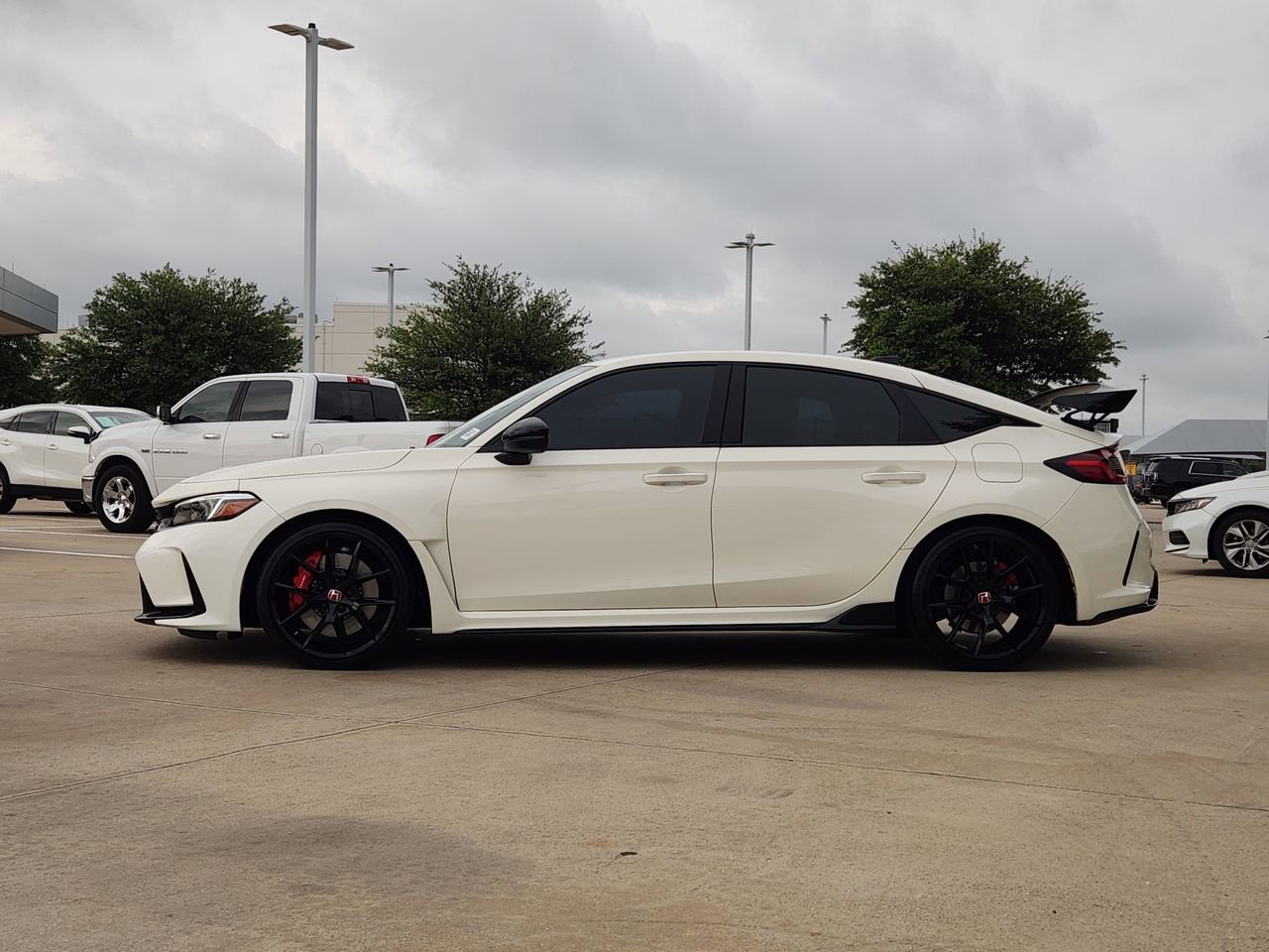 Used 2025 Honda Civic Type R image 4