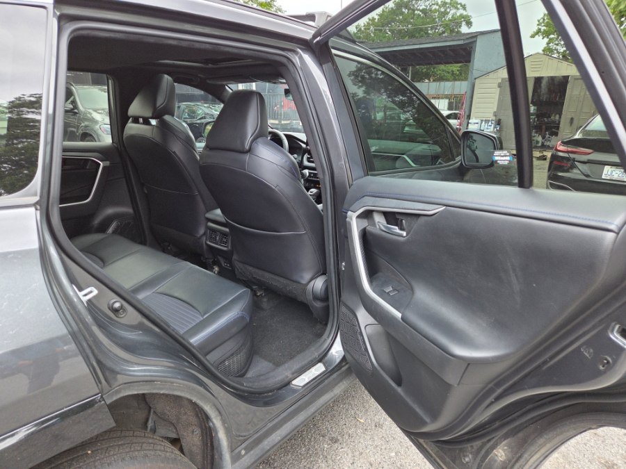Used 2023 Toyota RAV4 XSE w/ XSE Grade Weather Package AWD/4WD image 9
