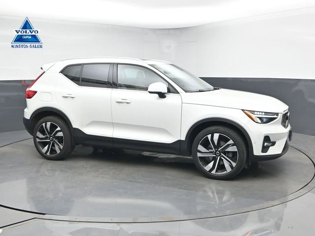 Used 2023 Volvo XC40 B5 Plus w/ Driver Assist Package