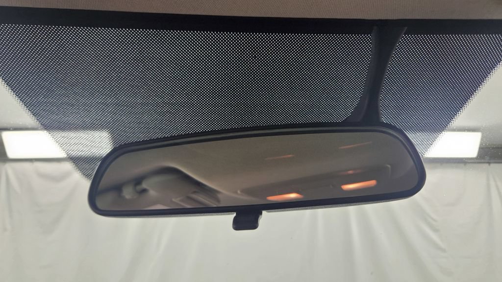 Used 2017 MAZDA MAZDA3 Sport FWD image 29