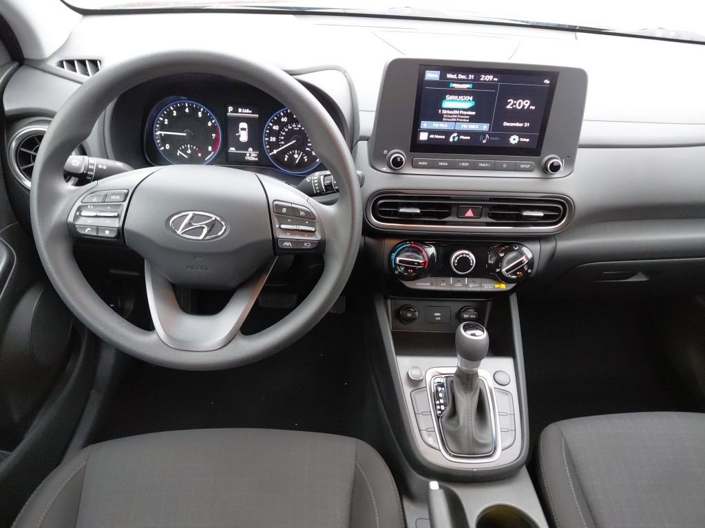 Used 2023 Hyundai Kona SEL image 28