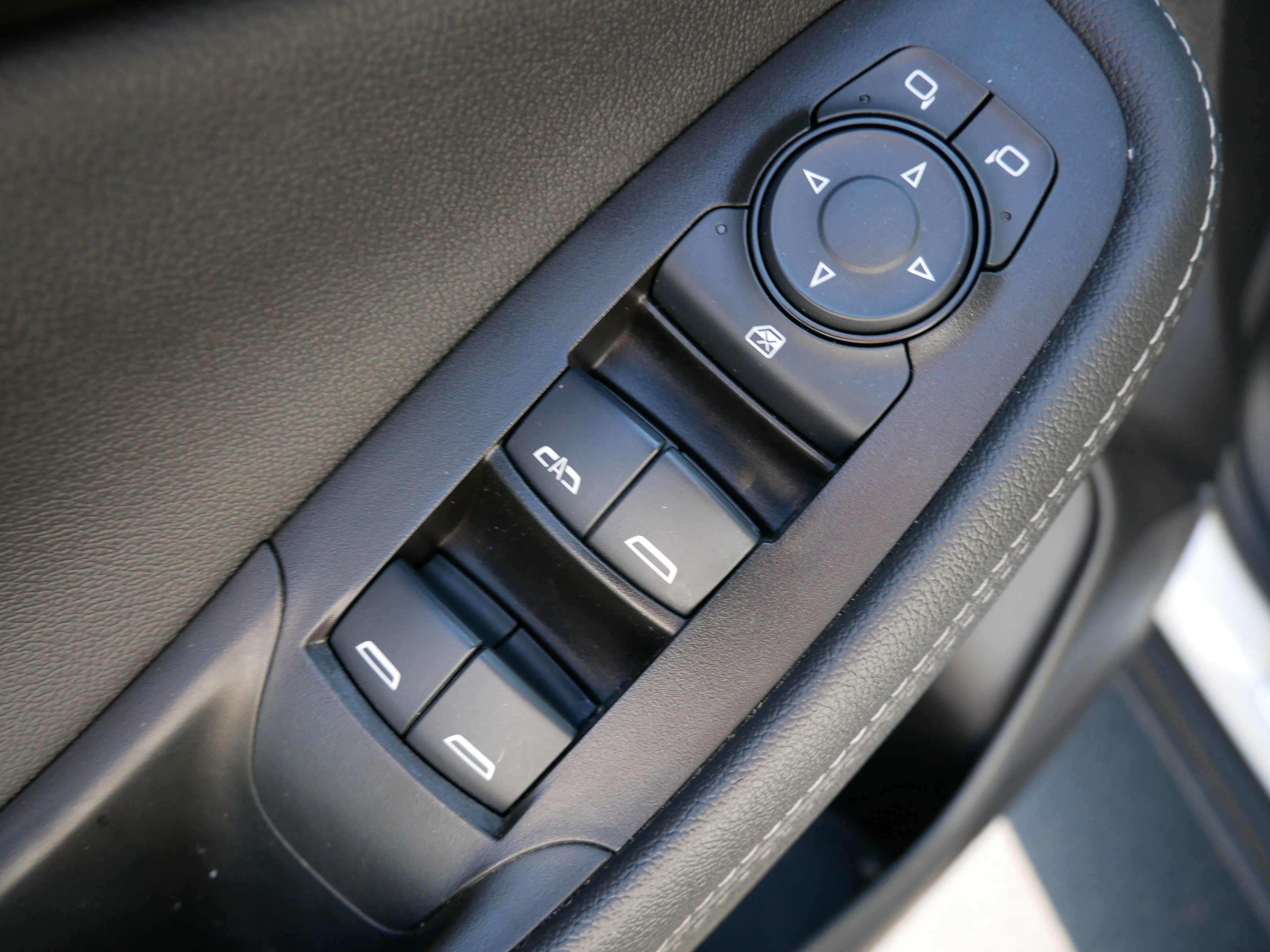 Used 2022 Buick Encore GX Preferred w/ Cold Weather Comfort Package image 19