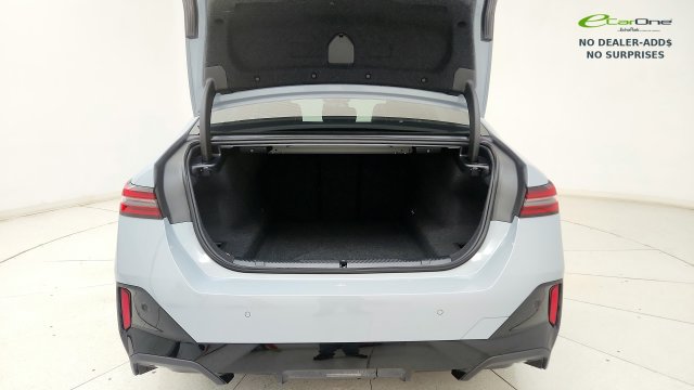 Used 2026 BMW 540i xDrive AWD/4WD image 29