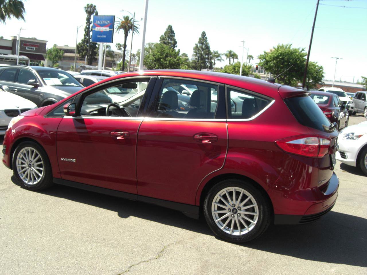 Used 2015 Ford C-MAX SEL FWD image 11