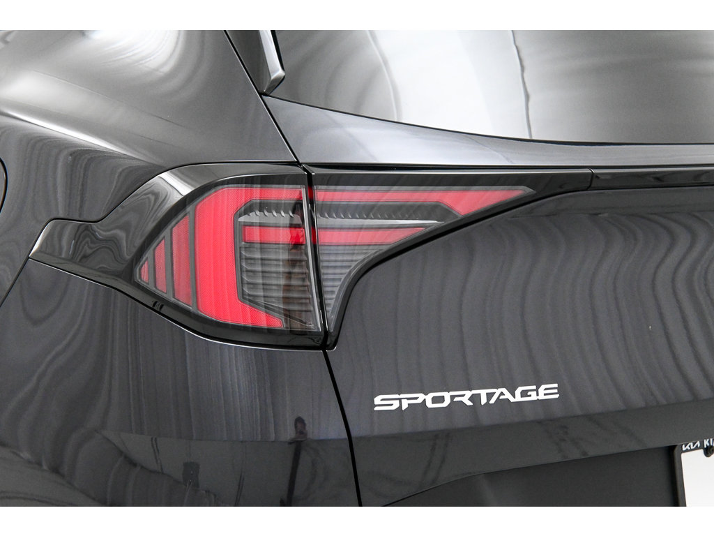 Certified 2026 Kia Sportage LX w/ LX Convenience Package FWD image 12