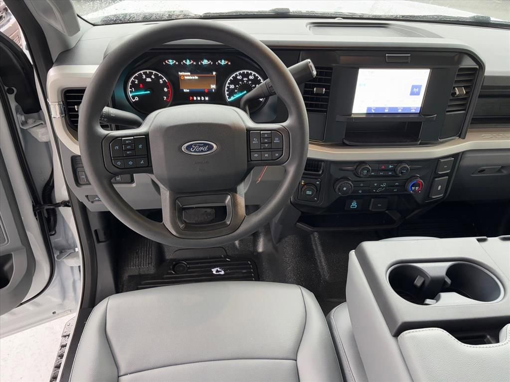 New 2026 Ford F250 XL w/ XL Chrome Package image 14