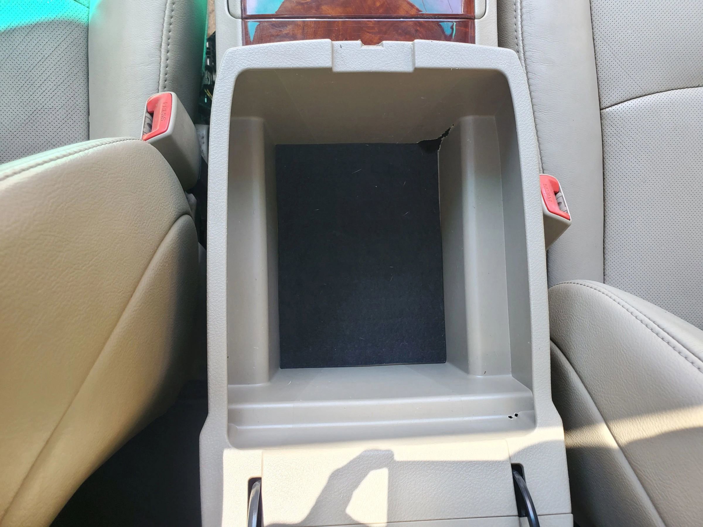Used 2011 Toyota Highlander Limited w/ Tow Pkg FWD image 36