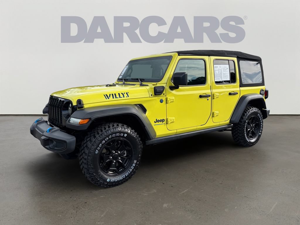 Used 2023 Jeep Wrangler Unlimited w/ Cold Weather Group AWD/4WD image 3