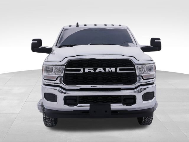 Used 2024 RAM 3500 Tradesman w/ Chrome Appearance Group image 2