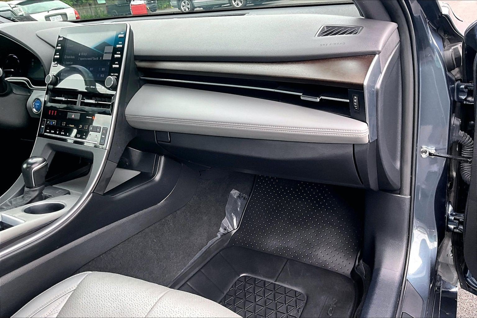 Used 2021 Toyota Avalon Limited w/ Advanced Safety Package FWD image 15