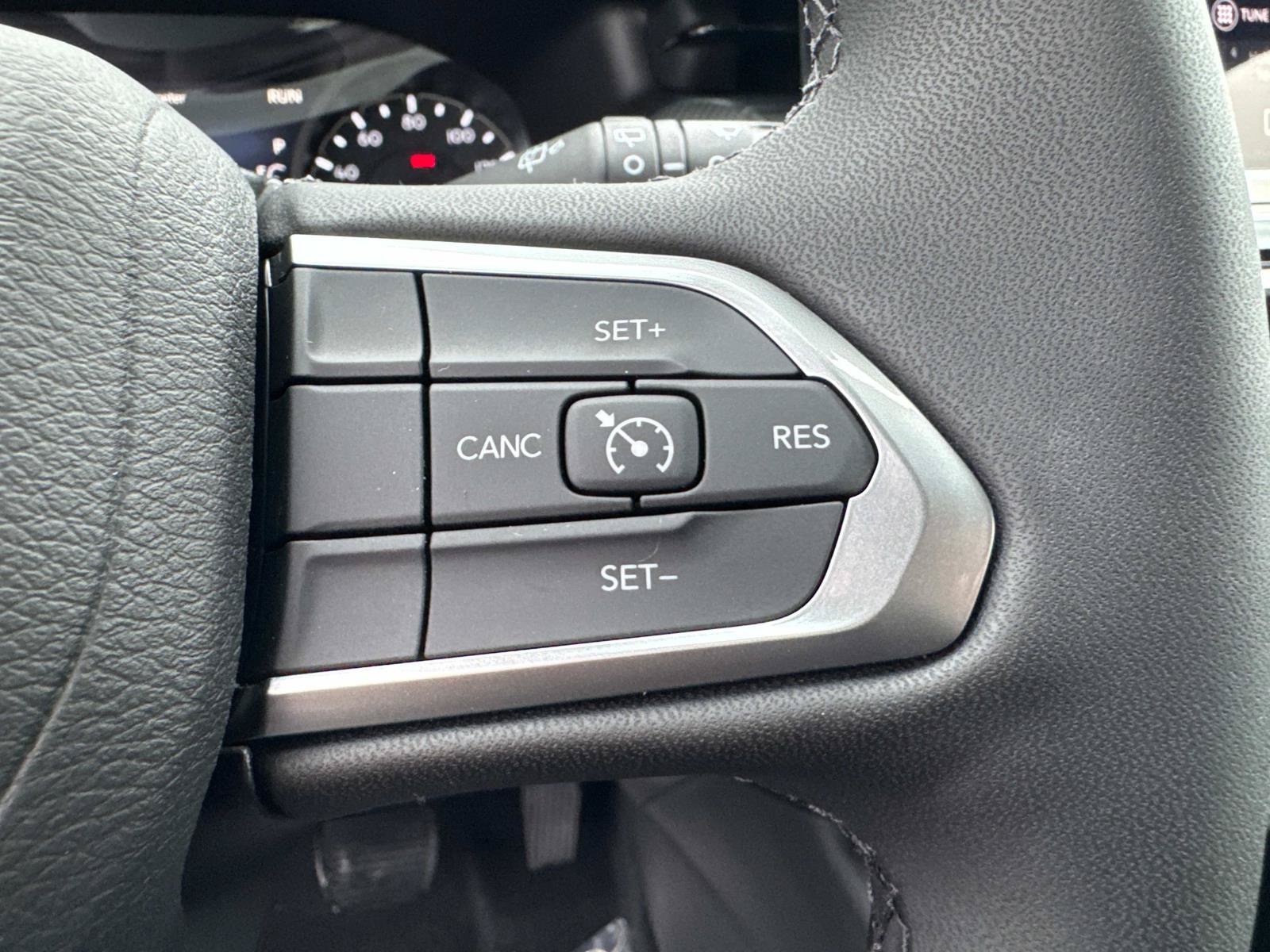 New 2026 Jeep Compass Latitude AWD/4WD image 29