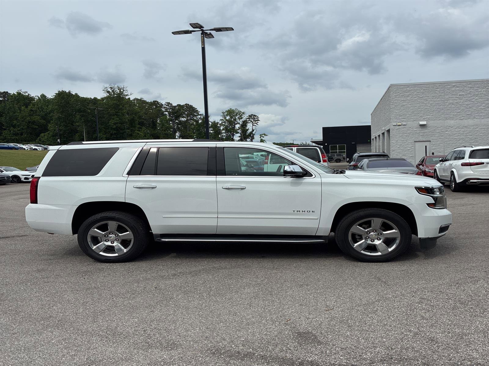 Used 2019 Chevrolet Tahoe Premier RWD image 5