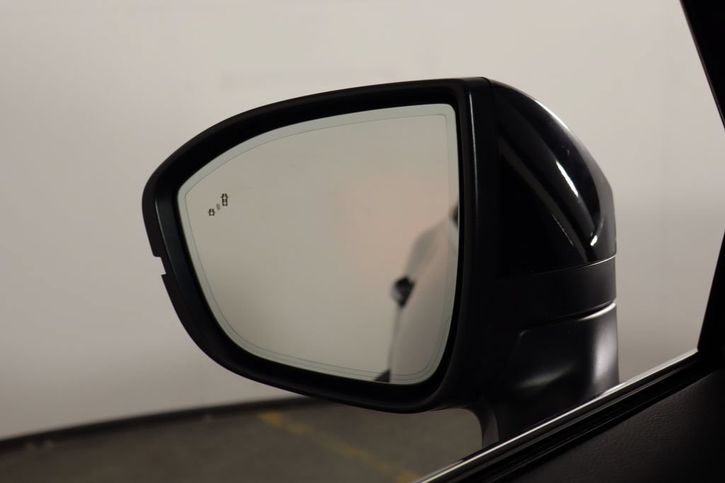 Used 2023 INFINITI QX60 Luxe w/ Cargo Package FWD image 44