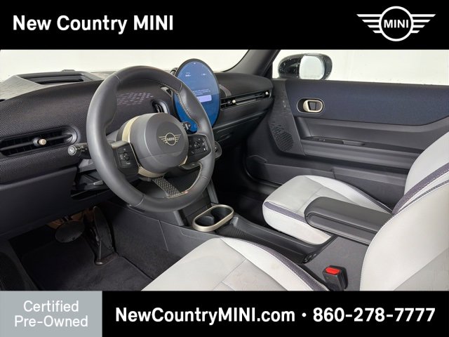 Certified 2025 MINI Cooper 2-Door Hardtop image 10