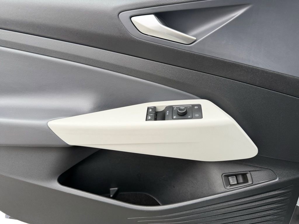 Used 2021 Volkswagen ID.4 1st Edition image 23