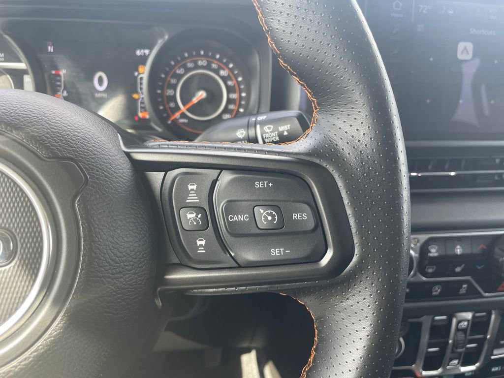 Used 2024 Jeep Gladiator Mojave w/ Convenience Group image 23