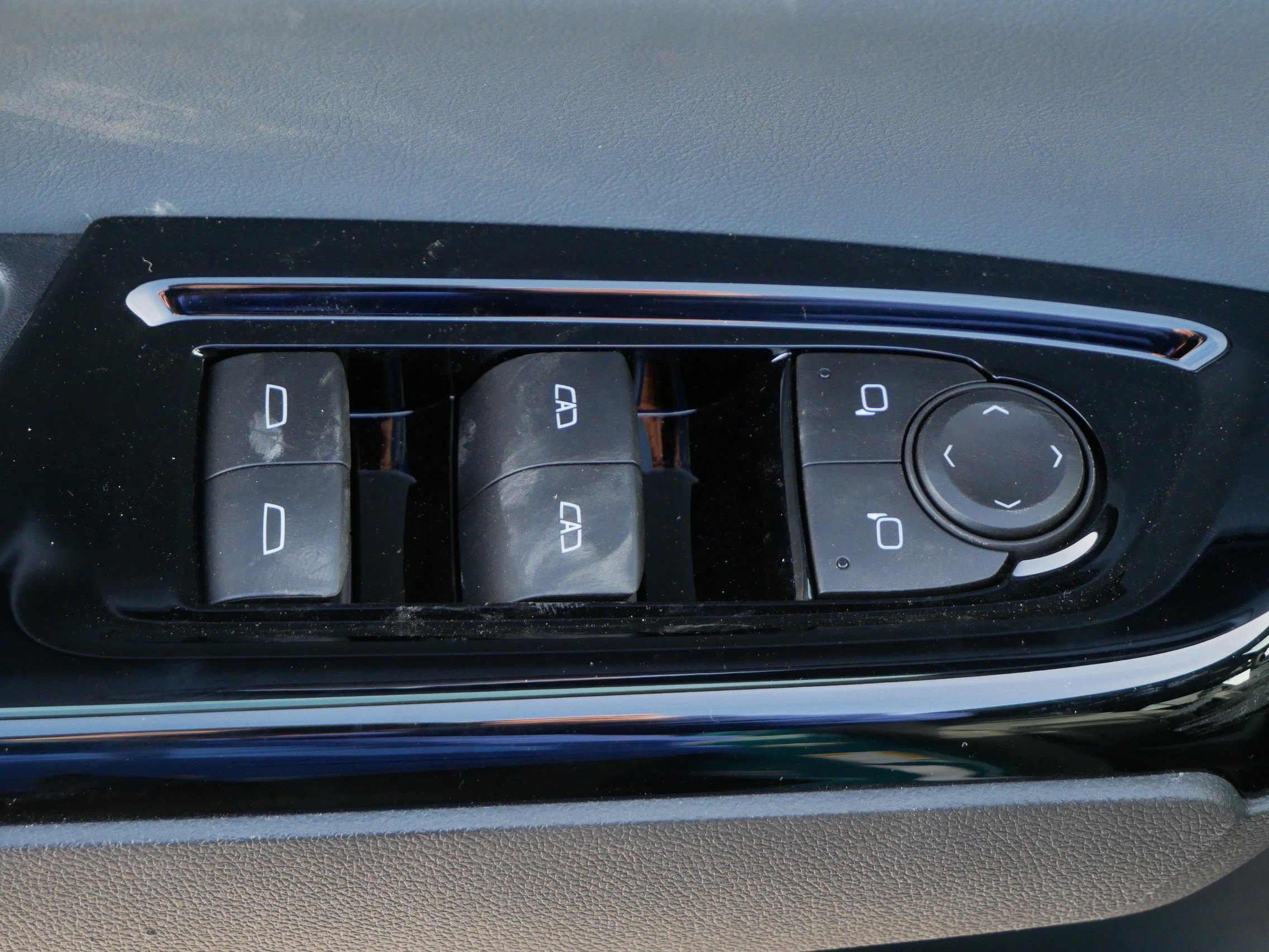 New 2026 Honda Prologue Touring image 13