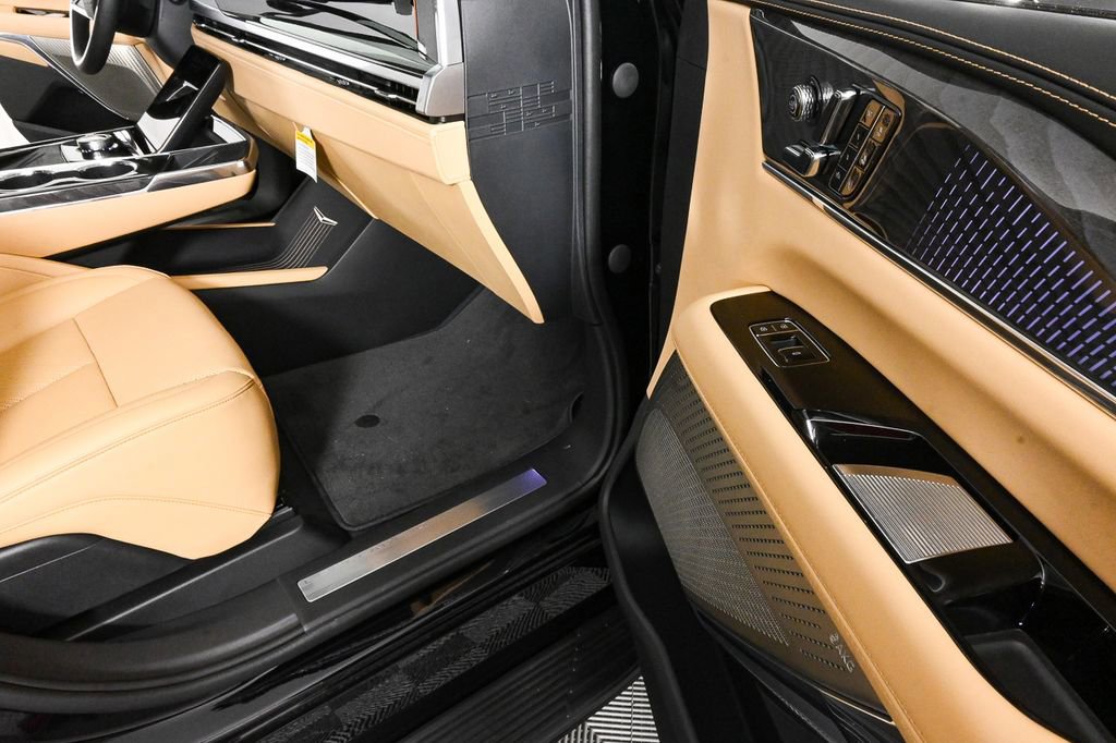 New 2025 Cadillac Escalade IQ Luxury 2 image 27